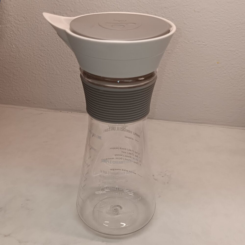 Pampered Chef Measuring Cup